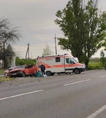 На Дніпропетровщині у страшній ДТП загинула 14-річна дівчинка