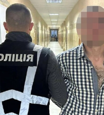 Ледь не вбив за перфоратор: правоохоронці затримали киянина