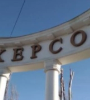 Внаслідок обстрілів  у центрі Херсона пошкоджено водогін − Мрочко