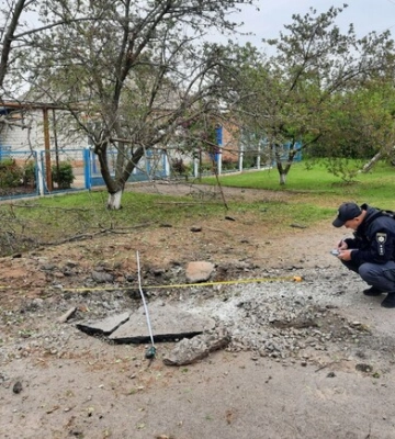 Атака дронами и артиллерией: в полиции показали последствия обстрелов Днепропетровщины
