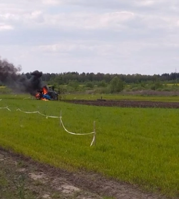 В Николаевской и Ровенской областях трактористы взорвались на минах