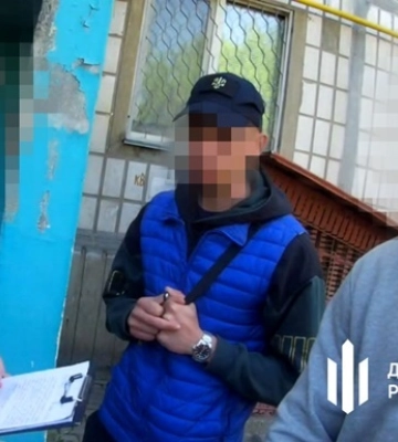 У Черкасах взяли під домашній арешт поліцейських, які зґвалтували дівчину