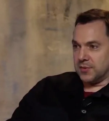 Олексій Арестович оскандалився через заяву про російськомовний Київ