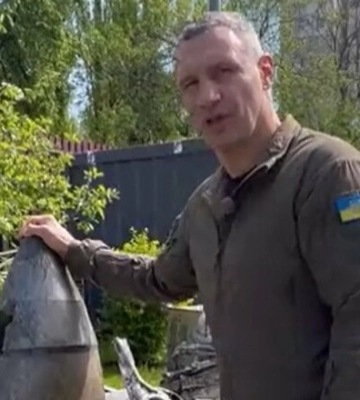 ВИДЕО. Виталий Кличко показал ракету рф, сбитую под Киевом