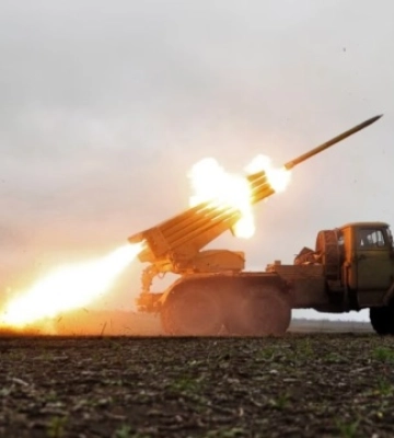 Війська рф за добу випустили 461 снаряд по Херсонщині, загинула жінка