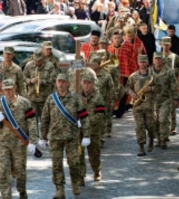 В Ужгороді попрощалися із молодшим сержантом  Олександром Красіцьким
