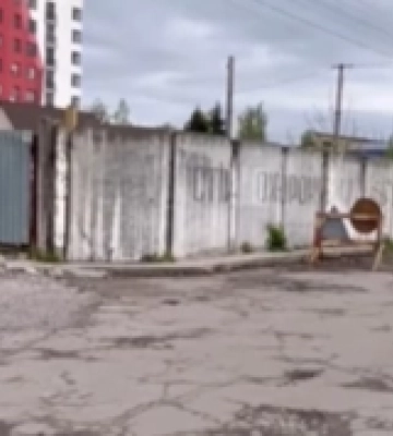 Сарни: в 100 метрів дороги «закатали» понад 150 тисяч гривень