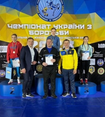 На Львівщині стартували національні змагання з вільної та греко-римської боротьби
