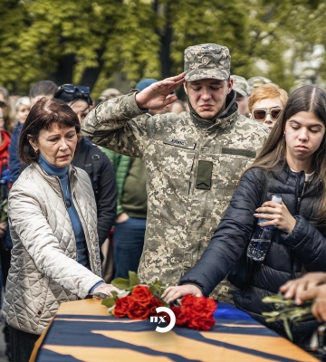 У Полтаві прощаються із полеглими воїнами Дмитром Юденком та Валерієм Сосновським