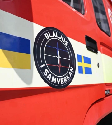 Рятувальники Рівненщини отримали нове авто від партнерів зі Швеції