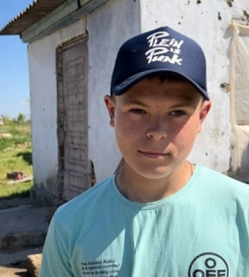 «Це – Саша»: історія 14 річного хлопця з Миколаївщини, який знявся у кліпі Imagine Dragons (фото, відео)