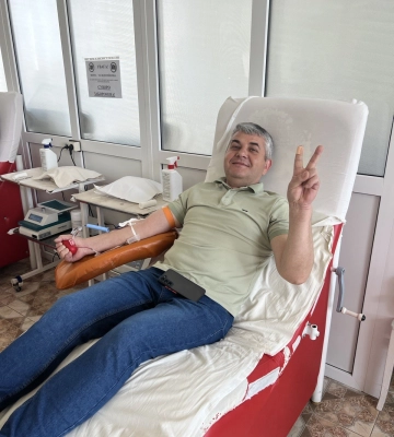 &quot;Твоя кров може воювати&quot;: миколаївські посадовці та працівники комунальних підприємств вчергове стали донорами
