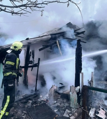 Під час пожежі у Павлограді постраждала літня жінка