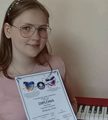 На міжнародному конкурсі перемогла юна піаністка з Нікополя