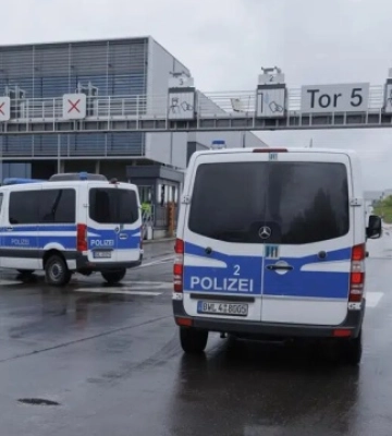 На заводі Mercedes у Німеччині сталася стрілянина, є жертви – ЗМІ