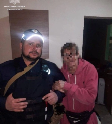 В Одесі жінка намагалася покінчити життя самогубством