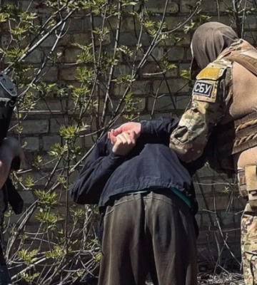 СБУ затримала двох ворожих інформаторів, які наводили російські ракети на локації Сил оборони у Краматорську