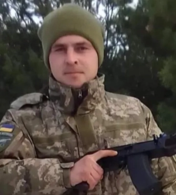 Солдат із Сарненщини на щиті повертається додому