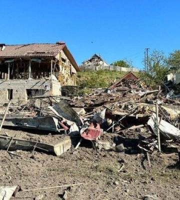Ворожа авіація вдарила по Кізомису на Херсонщині, - ОВА. ФОТОрепортаж