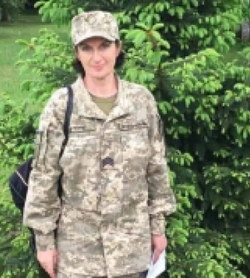 Четверо медиків Рівненщини змінили білий халат на військову форму, аби рятувати життя бійців на фронті