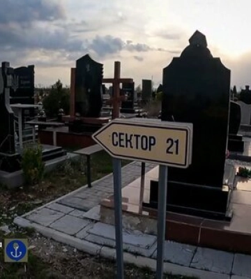 На Старокримскому цвинтарі окупованого Маріуполя виявили великий сектор свіжих поховань, - міськрада. ФОТОрепортаж