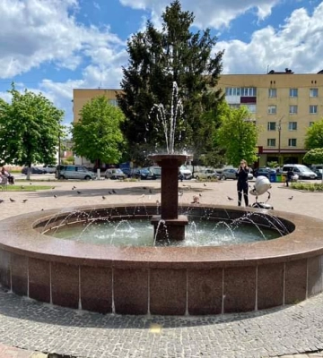 У Костополі увімкнули «Фонтан любові»