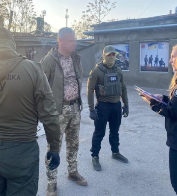 На отриманні хабаря в Одесі викрили одного з командирів військового госпіталя