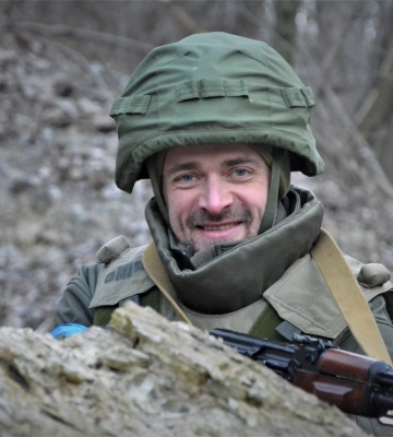 Під Бахмутом загинув відомий хокеїст і тренер Олександр Хміль