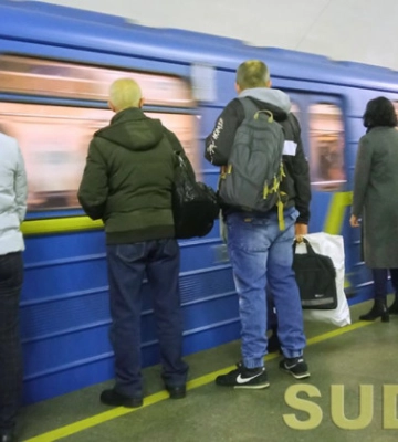 У Києві з наступного тижня зменшаться інтервали руху поїздів метро