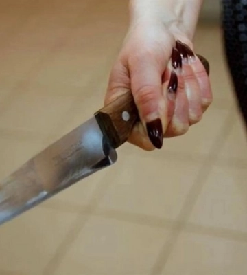 Зарізала під час сварки: На Вінниччині жінку затримали за вбивство співмешканця