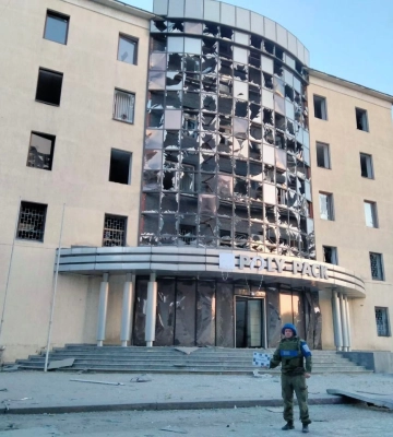 Вибухи у Луганську — що відомо (, )