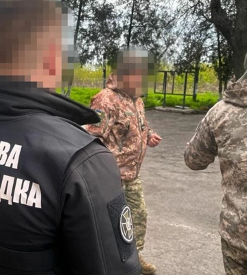 Мобілізувався до ЗСУ аби передавати дані російській розвідці – СБУ затримала шпигуна