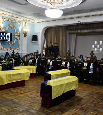 У Миколаєві відбулось прощання з загиблими піротехніками ДСНС