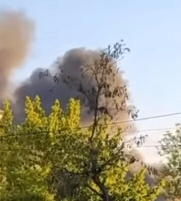 Луганск опять в огне: с самого утра прилетело по военной базе орков. Кадры