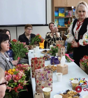 В канун Дня матери в Одессе чиновники встретились с матерями погибших воинов
