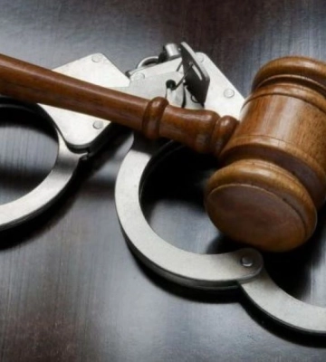Мешканець Ізмаїльського району опинився на лаві підсудних через бажання зробити молоде вино та постріляти