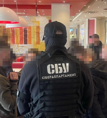 СБУ затримала у Києві зловмисників, які торгували інформацією із державних баз даних