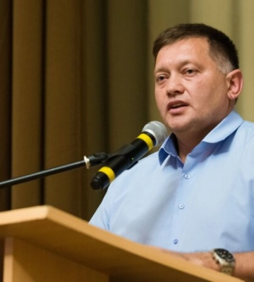 Залежний від Богуслаєва нардеп досі є членом оборонного комітету та має доступ до держтаємниці - Бутусов Залежний від Богуслаєва нардеп досі є членом оборонного комітету та має доступ до держтаємниці - Бутусов