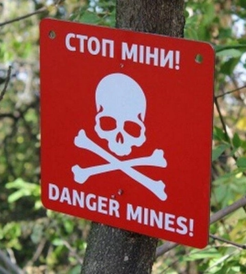 На Херсонщині п’ятеро людей підірвались на російському снаряді