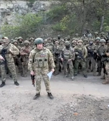 400 російських ув’язнених прибули до Запорізької області у складі ПВК «Вагнер»