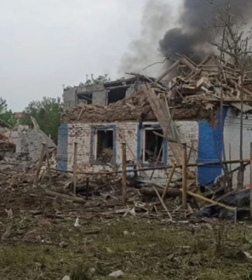 Рашисти обстрілюють село Приморське Запорізької області