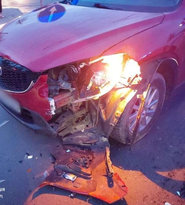 У Луцьку п’яний водій в’їхав у «Мазду»: у нього відібрали права та оштрафували