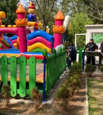 У Миколаєві поліцейські встановлюють обставини смерті малолітньої дитини на території дитячого містечка
