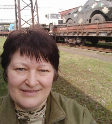 Кухарка з Рівненщини місяць годувала у Бахмуті військовиків