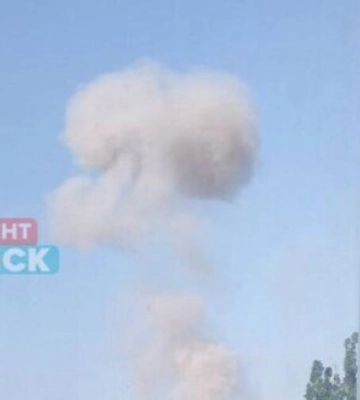 Зранку в Луганську прильоти в районі військового училища, горить казарма: окупанти повідомляють про ракетний удар. ВІДЕО+ФОТО
