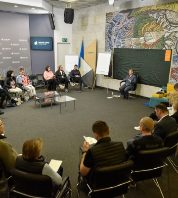 Закарпатці вчилися протидіяти російській пропаганді та дезінформації