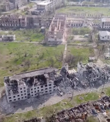 В окупованому Рубіжному вже рік під завалами залишаються тіла людей — Луганська ОВА