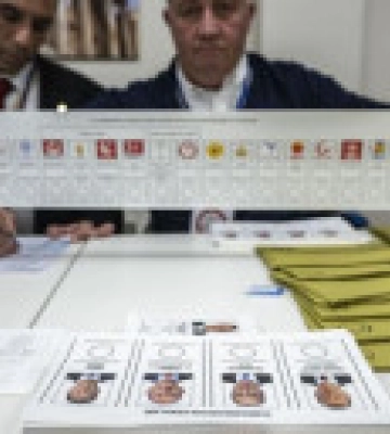 Вибори у Туреччині: Ердоган набирає 49,35% голосів