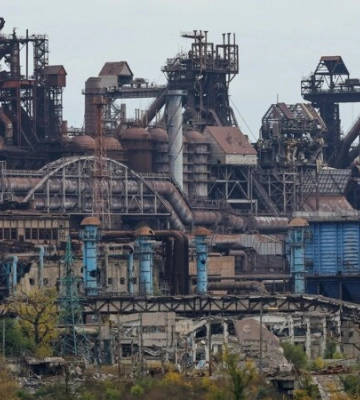 В окупованому Маріуполі росіяни укріплюють оборонні споруди, - Андрющенко