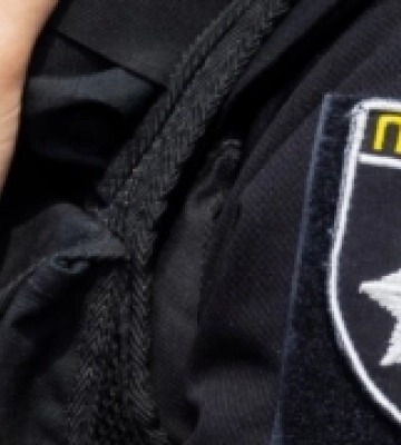 У Радивилові полісмен допоміг чоловіку, який через судоми впав із велосипеда